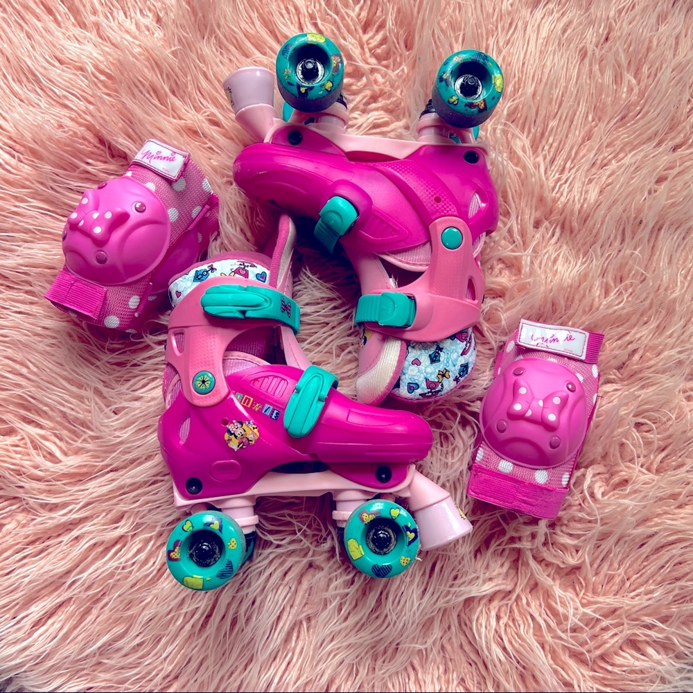 Disney Minnie Roller Skates and Pads